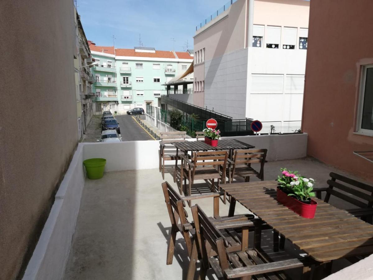 Bed&Shower Moscavide -Self Check-In Exterior photo