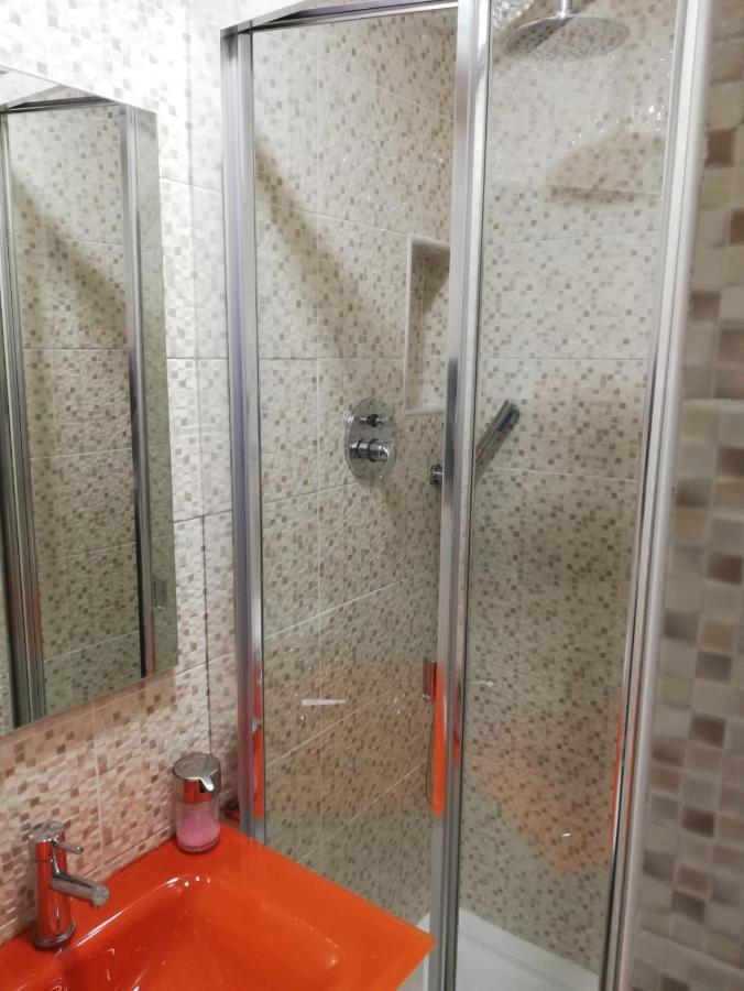 Bed&Shower Moscavide -Self Check-In Exterior photo