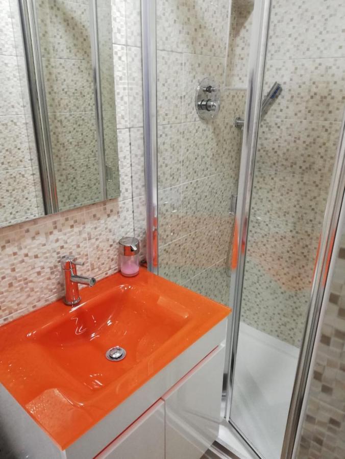 Bed&Shower Moscavide -Self Check-In Exterior photo